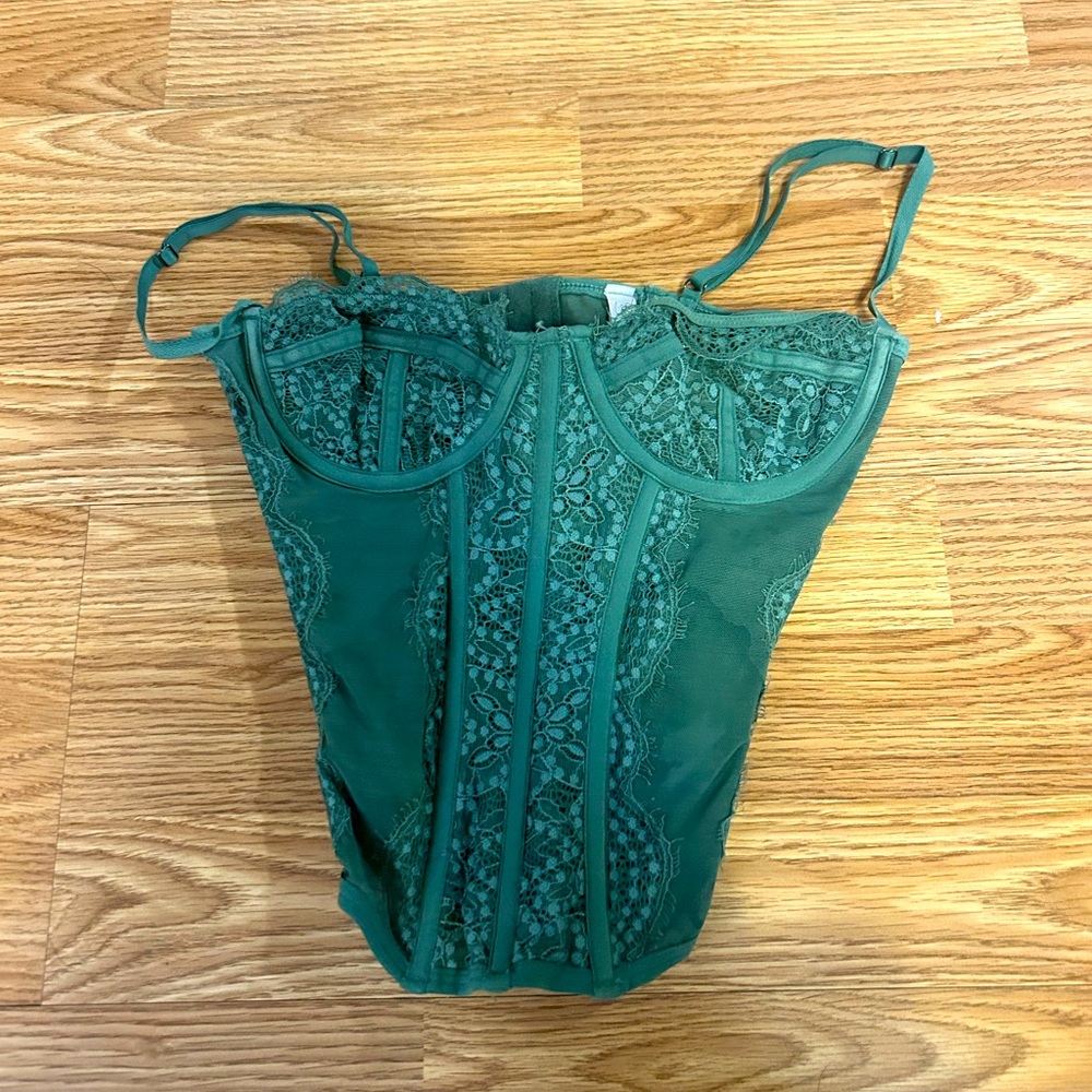 Women’s corset